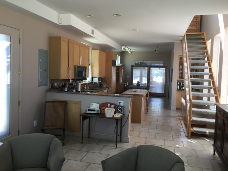 New Point Realty - Kitchen